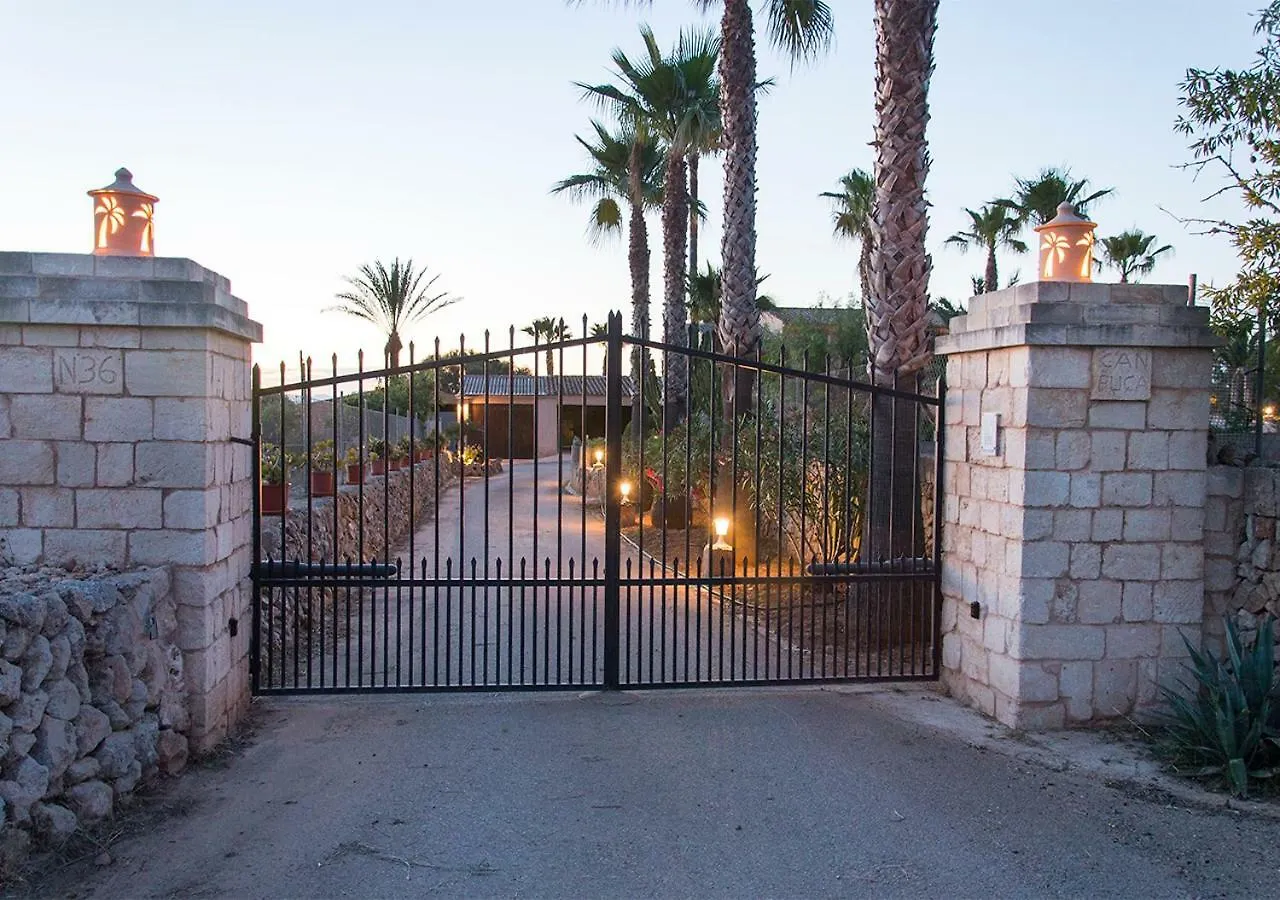 Vakantiehuis Finca Tipica Mallorquina Can Puca Santanyi Spanje